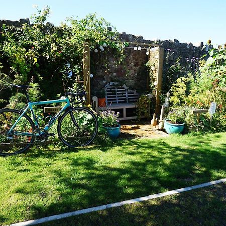 Norham Bike Yard Bed & Breakfast Exterior foto