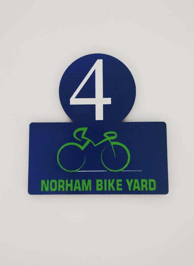 Norham Bike Yard Bed & Breakfast Exterior foto