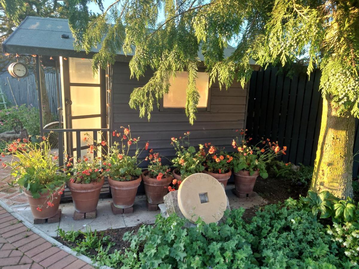 Norham Bike Yard Bed & Breakfast Exterior foto