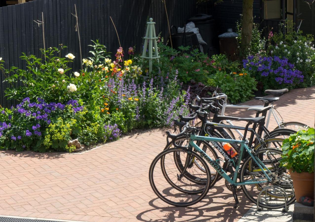 Norham Bike Yard Bed & Breakfast Exterior foto