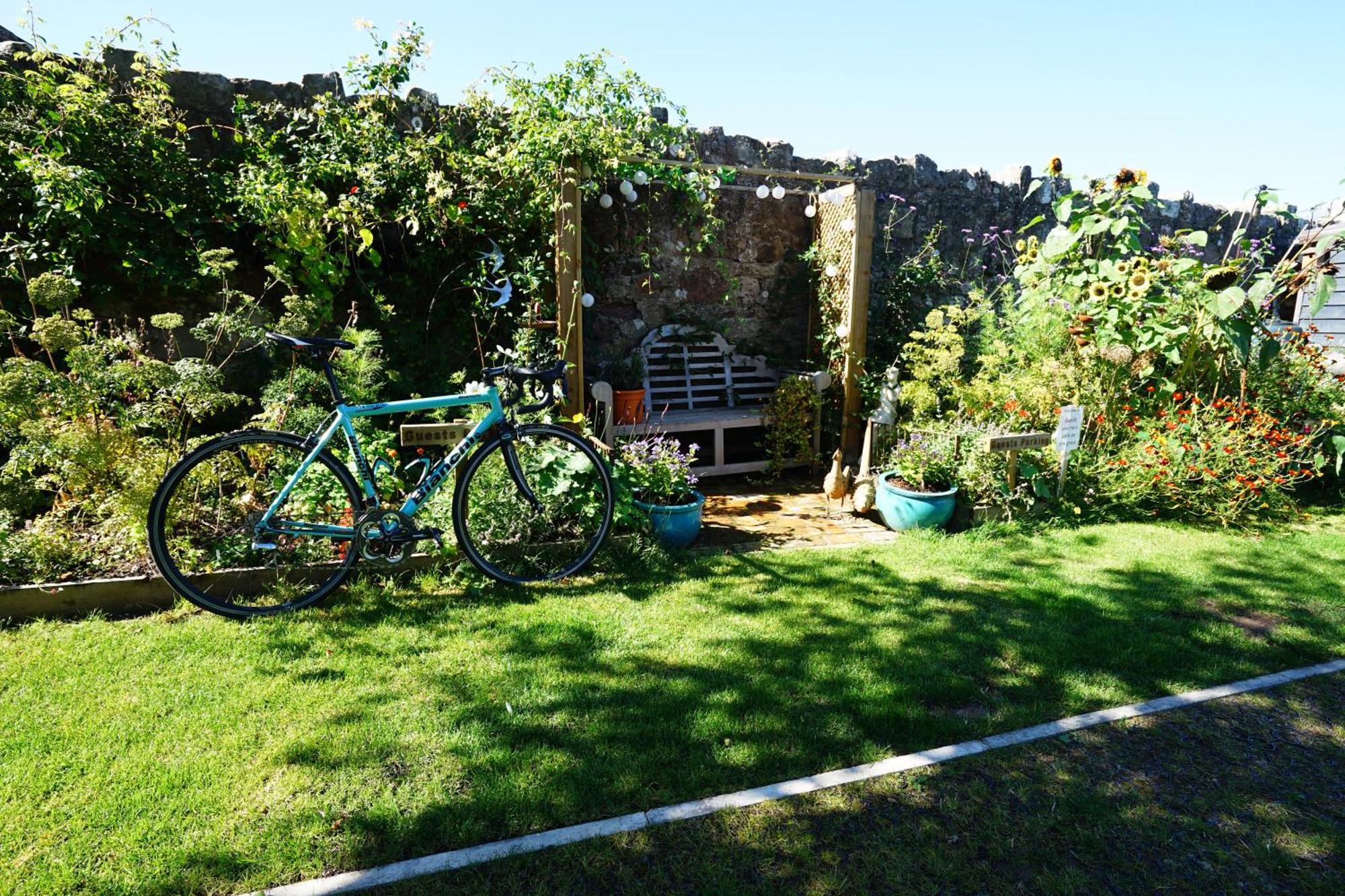 Norham Bike Yard Bed & Breakfast Exterior foto